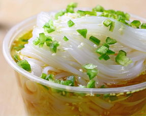 餐飲產(chǎn)業(yè)鏈中的核心角色 批發(fā)商、生產(chǎn)商、供應(yīng)商與現(xiàn)代化管理