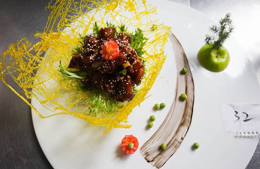 餐飲老板的制勝之道 從廚房到全局，以管理驅(qū)動(dòng)生意